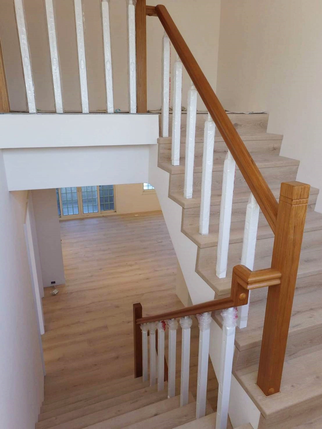 允昌樓梯扶手+樓梯地板