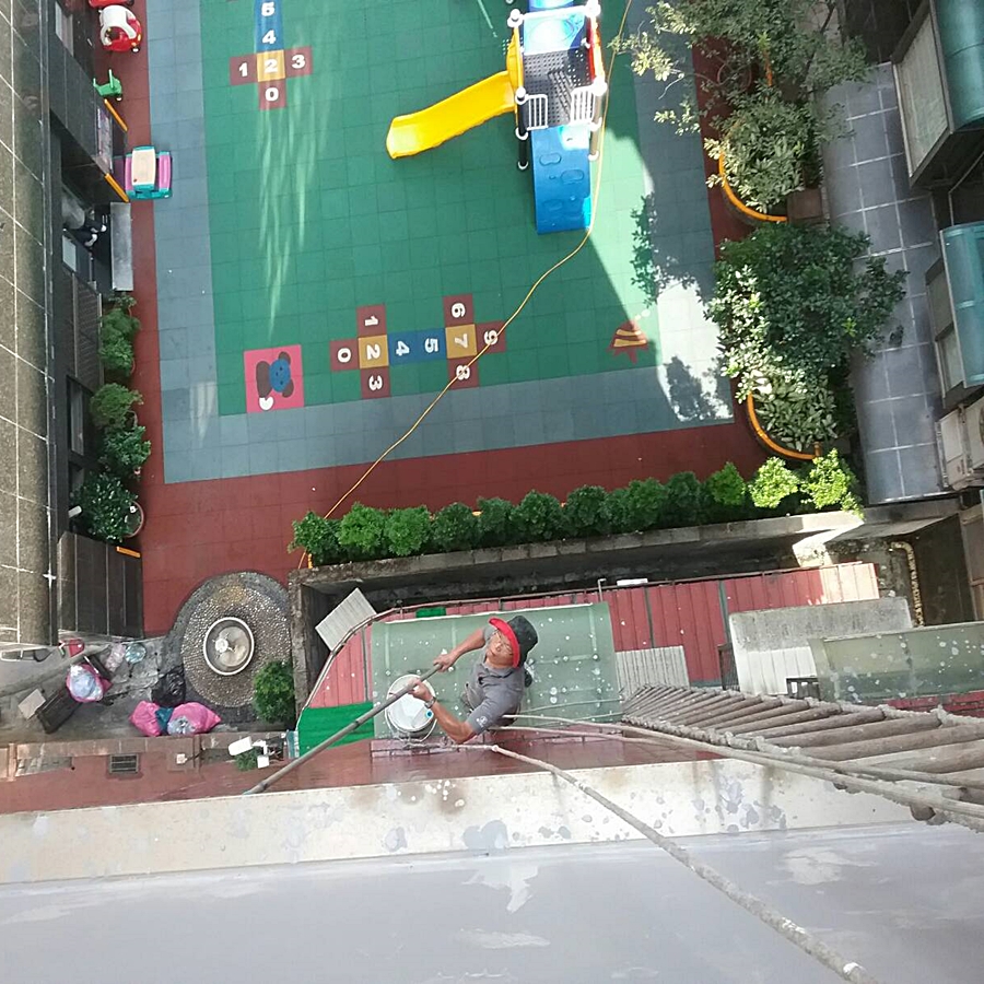 外牆吊掛修漏補強