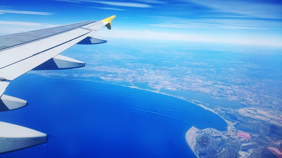 ~佳暉報關☑億萬商業服務中心