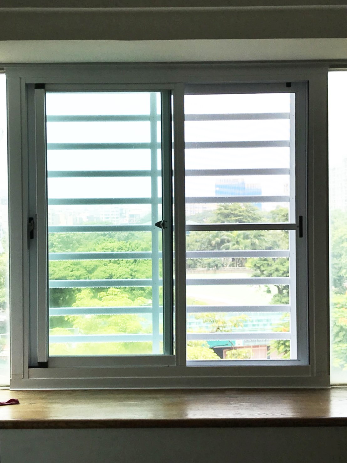 二拉窗+防盜管窗