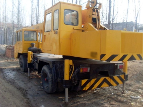 屏東貨櫃吊運式螃蟹式吊車出租