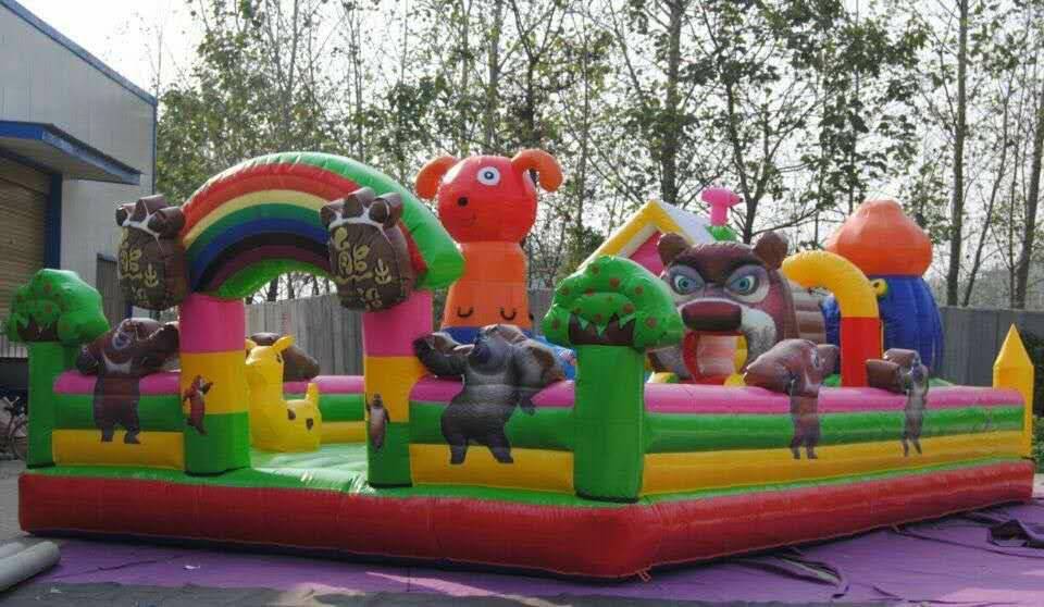 彩虹門熊出沒樂園