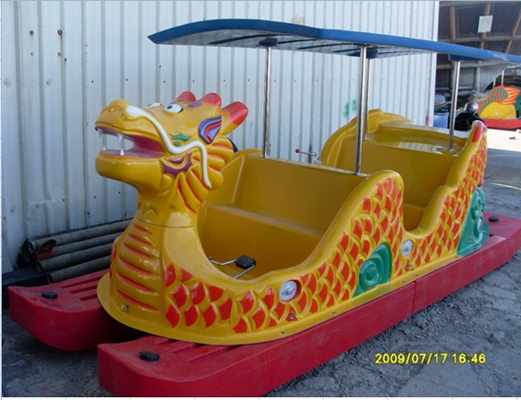 龍形6人腳踏船