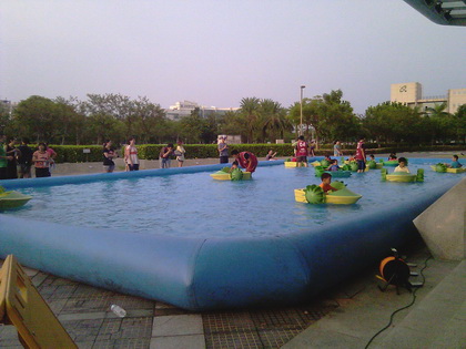 15*25大型充氣水池