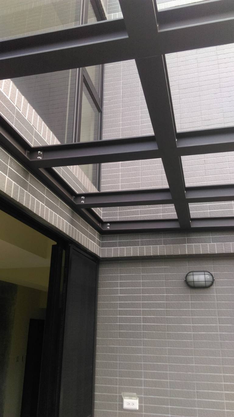 久井採光罩施工