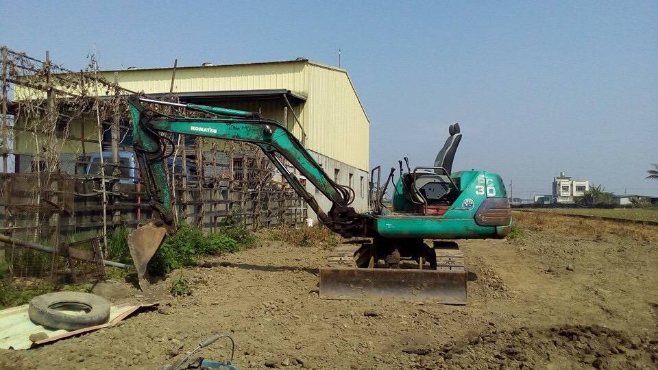 嘉義挖土機出租