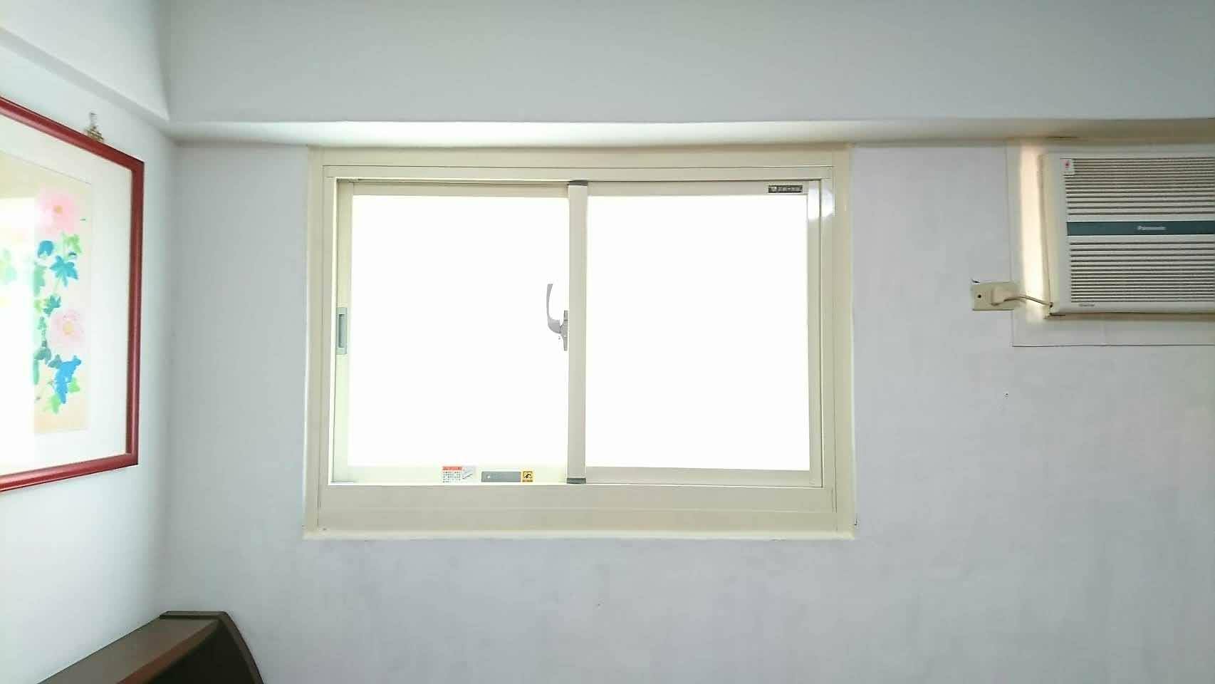 舊窗換新窗，正新892，5+5膠合玻璃，採用乾式施工，安裝快速不傷牆面