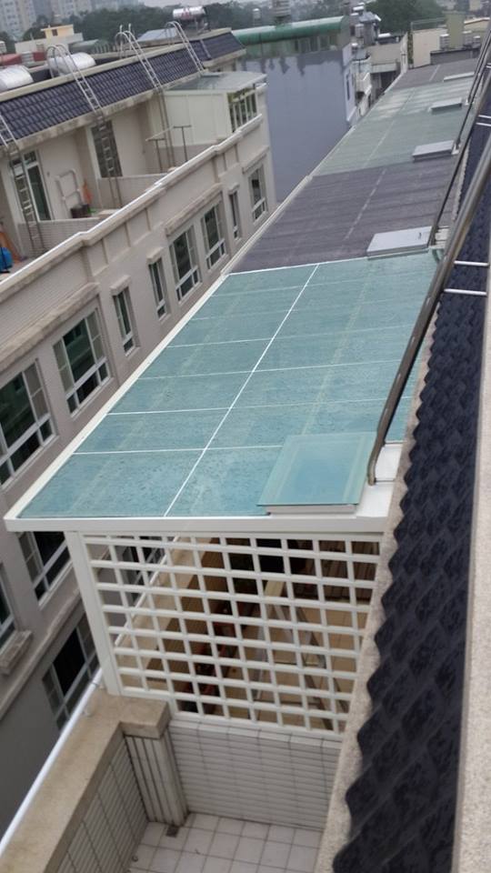 頂樓玻璃採光5光+5綠半反膠合玻璃