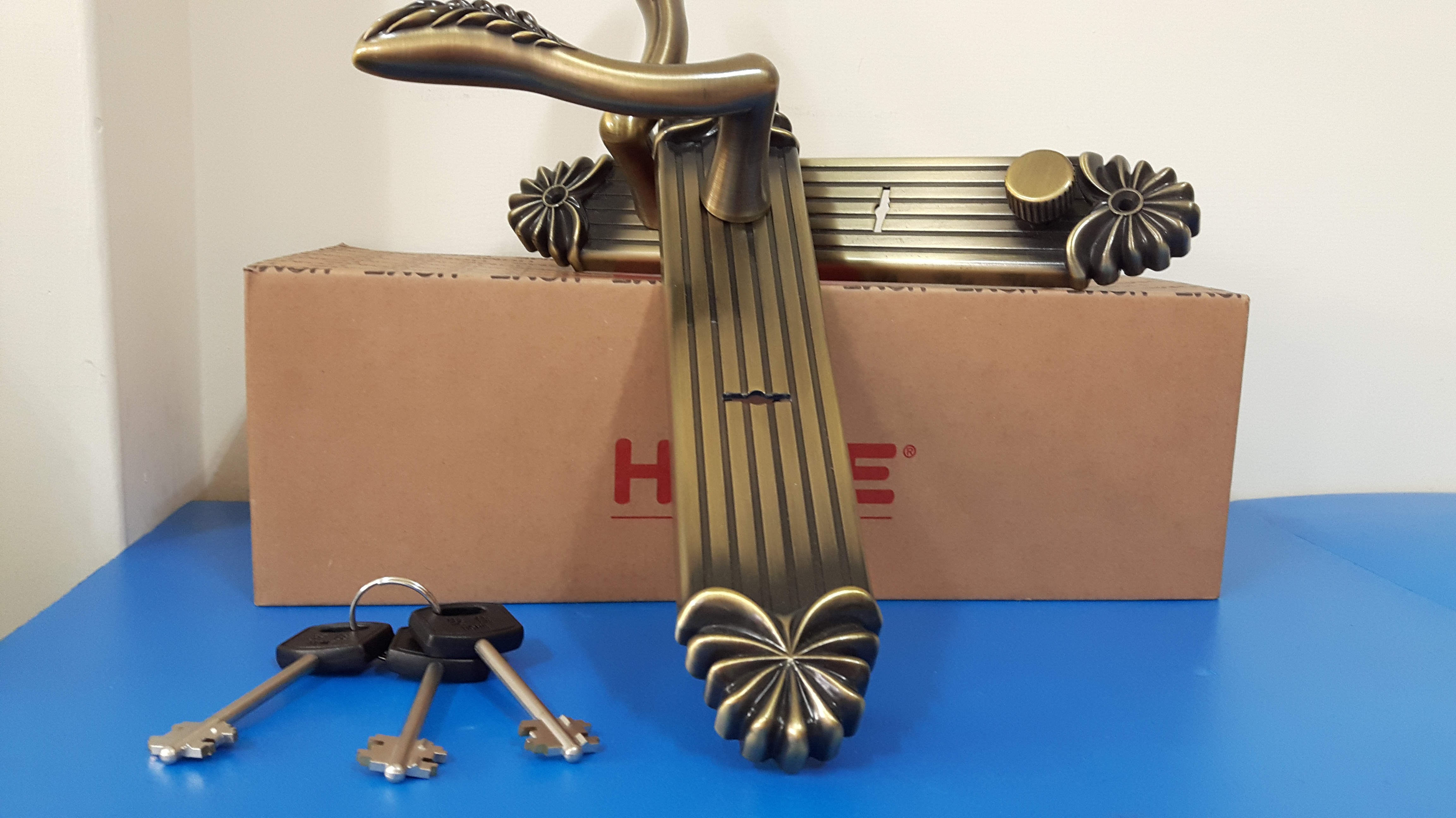 安住葉片連體鎖(造型黃古銅)