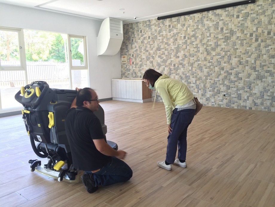 洗地機交機實例