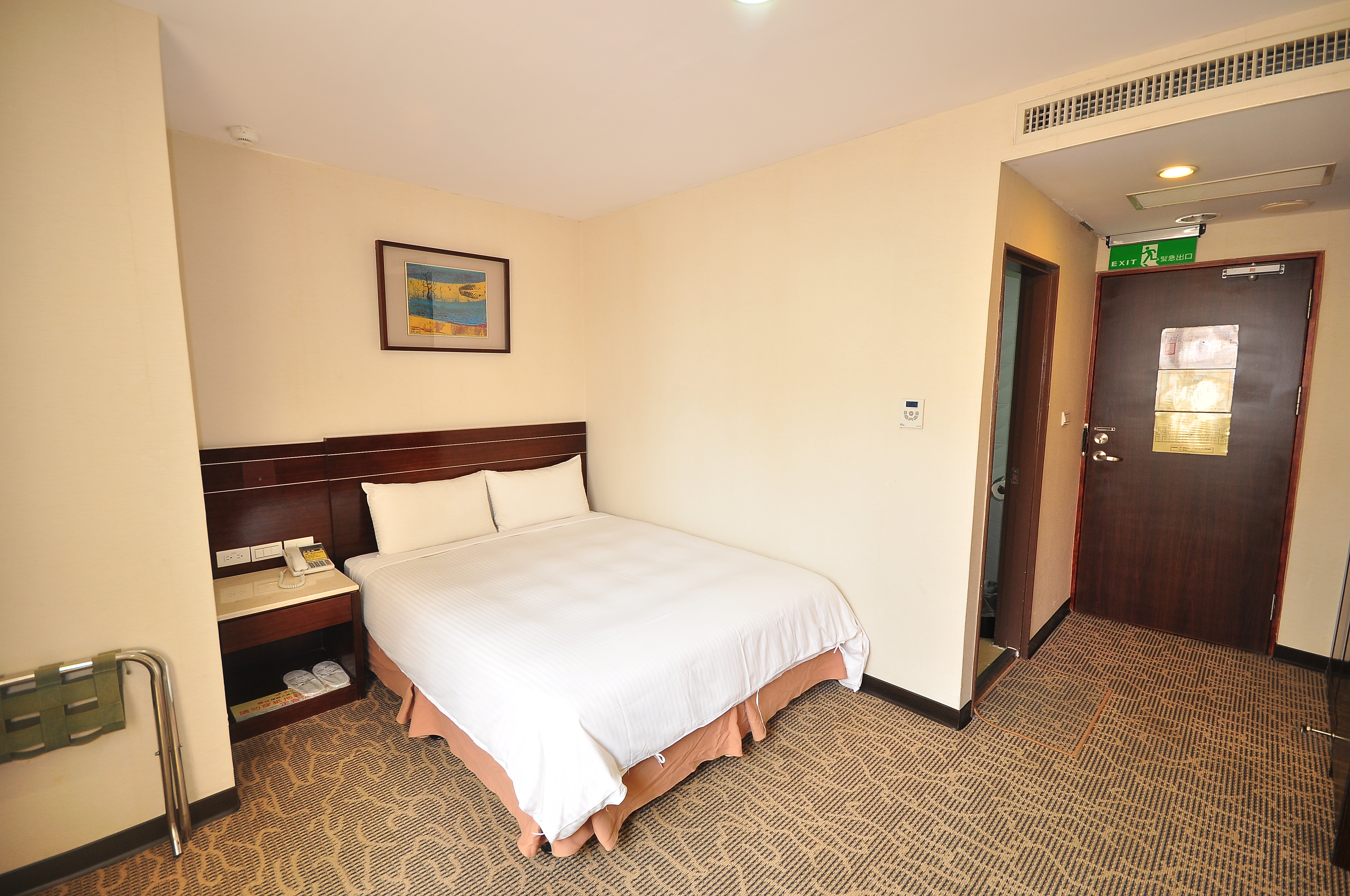 豪華兩人房(一大床)