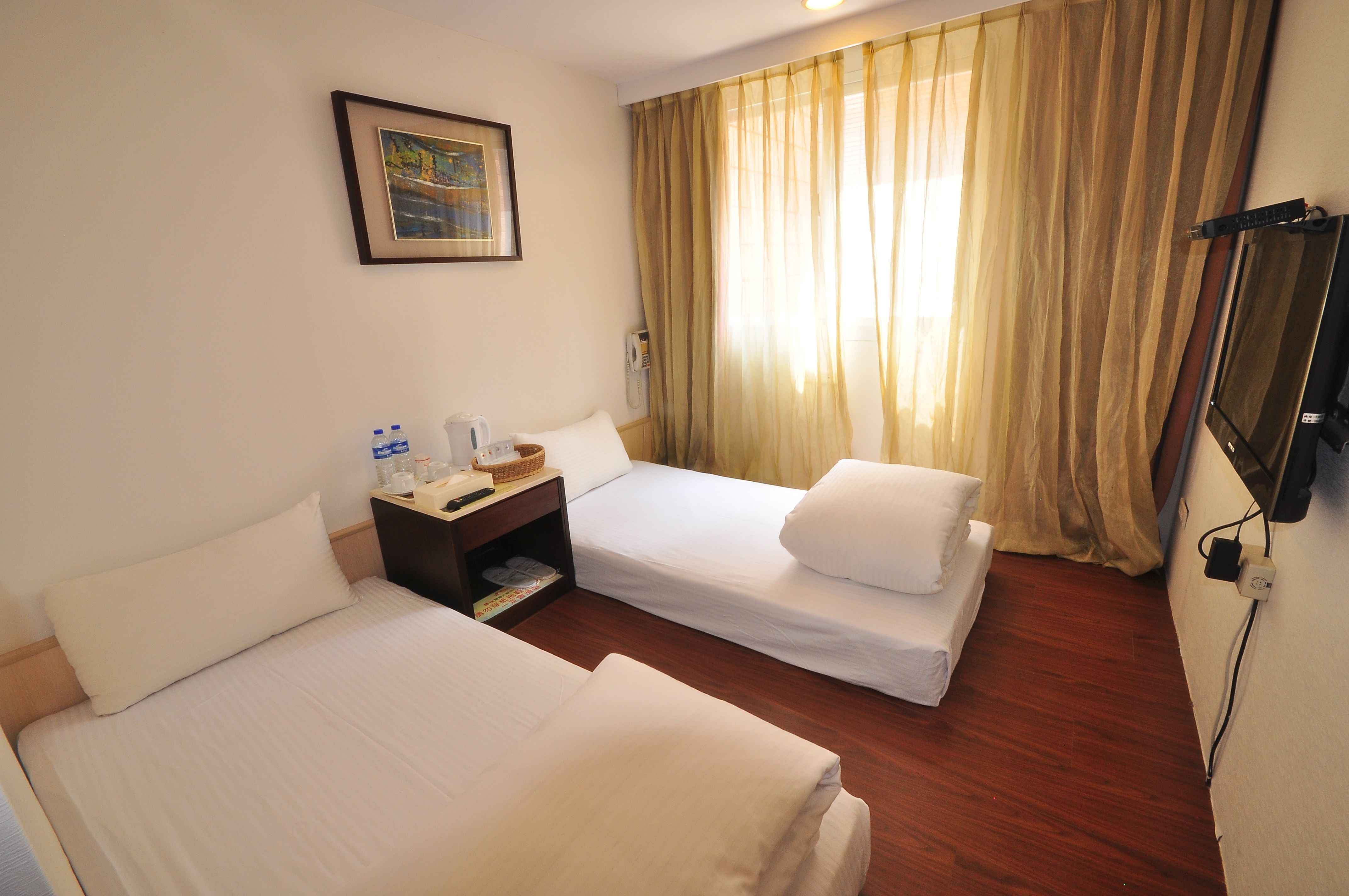 豪華兩人房(一大床)