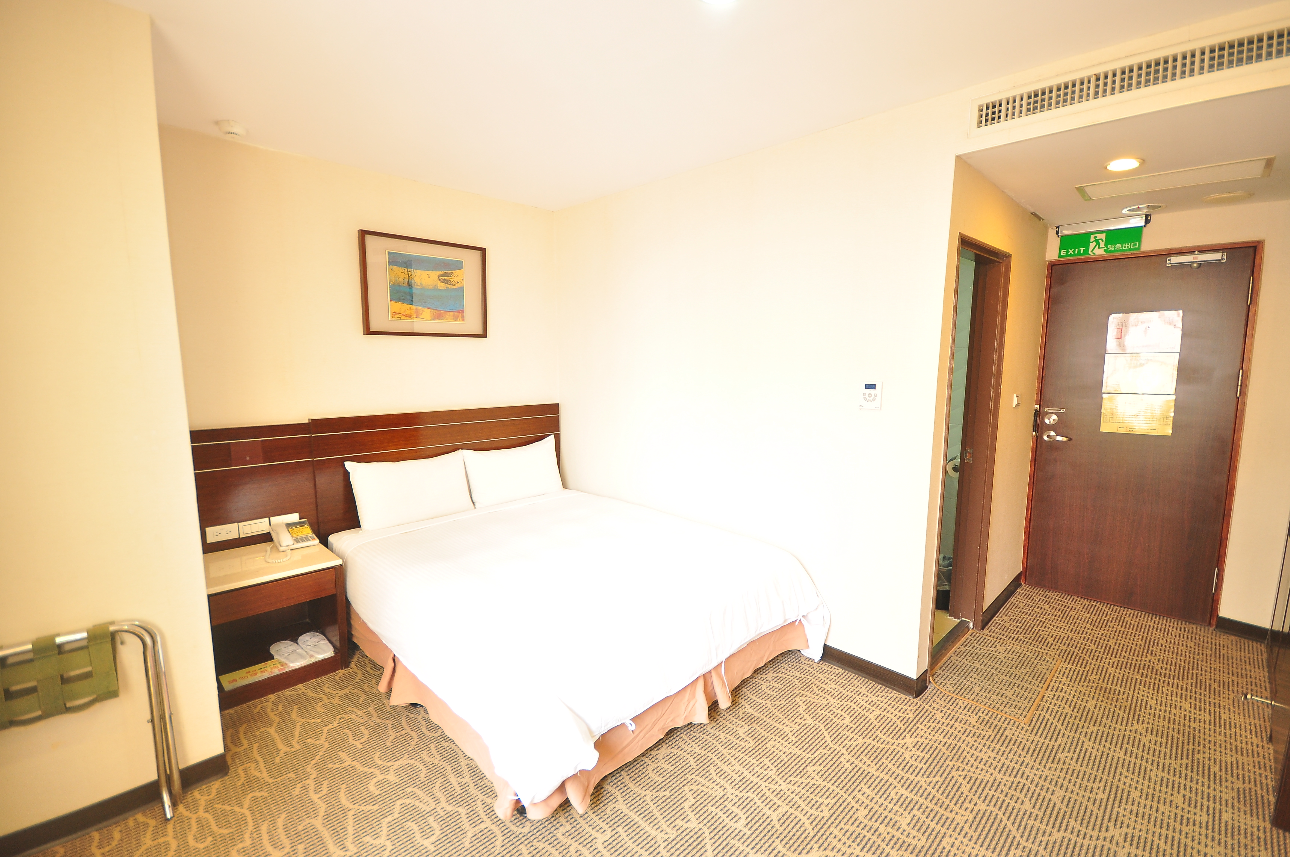 豪華兩人房(一大床)