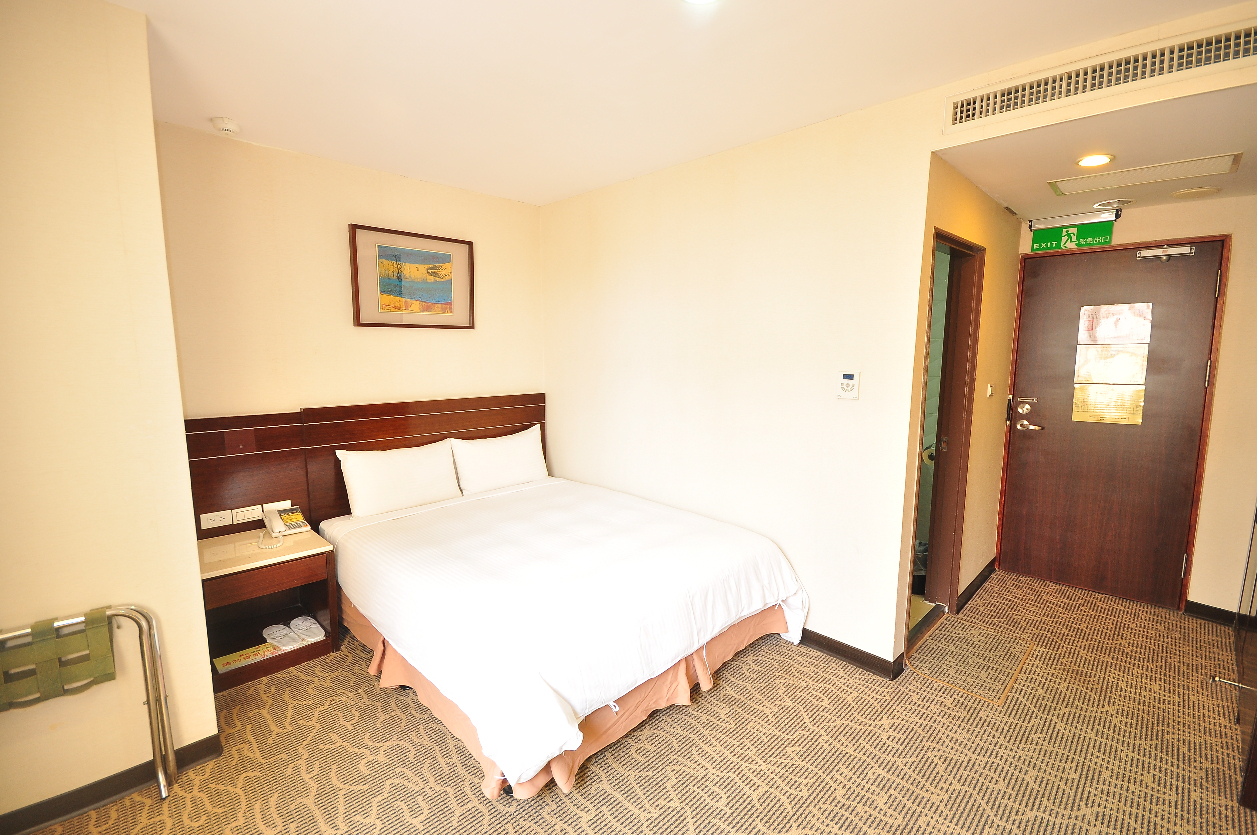 豪華兩人房(一大床)