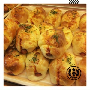 大麥專業烘焙坊-麵包糕餅