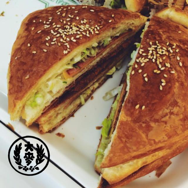 丹麥三明治--大麥專業烘焙坊
