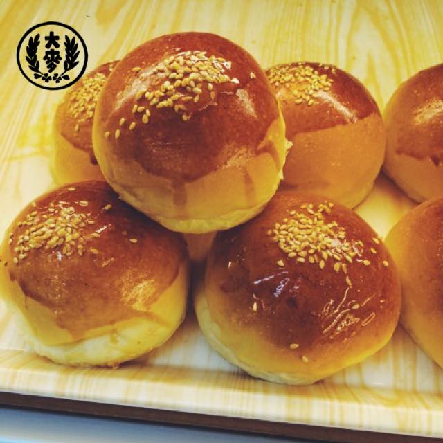 奶油小餐包--大麥專業烘焙坊