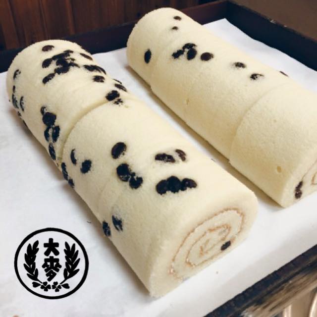 葡萄乾奶油蛋糕捲--大麥專業烘焙坊