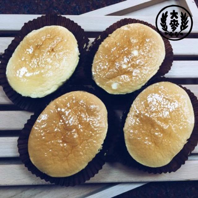 輕乳酪蛋糕--大麥專業烘焙坊