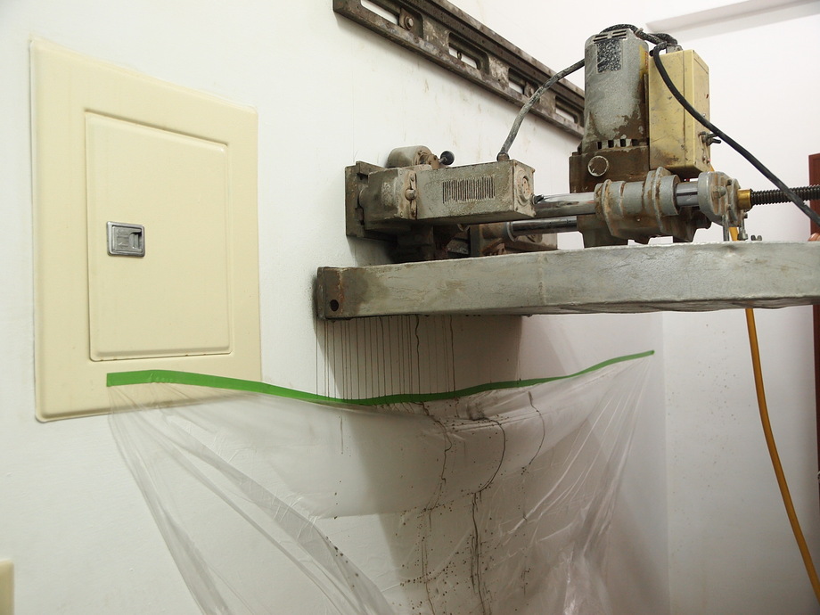 牆面切割--切割中