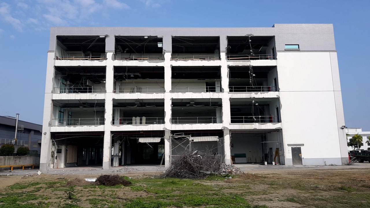 建築牆面整體拆除-3