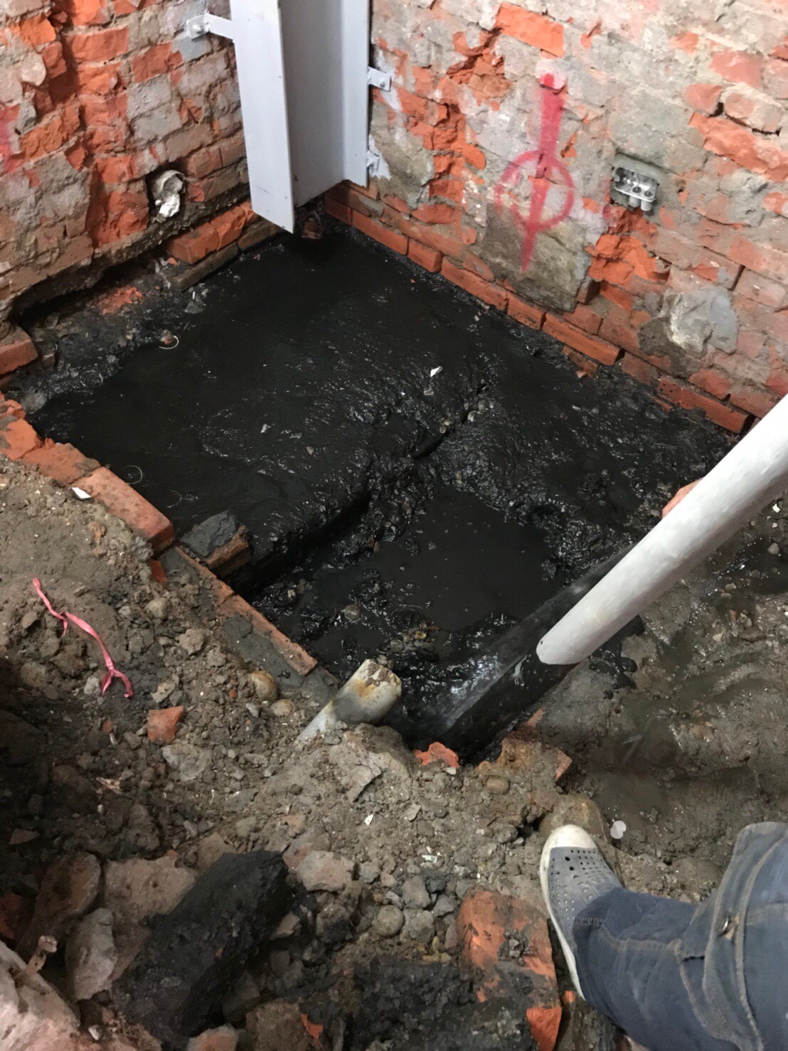 大樓抽水肥,抽糞池