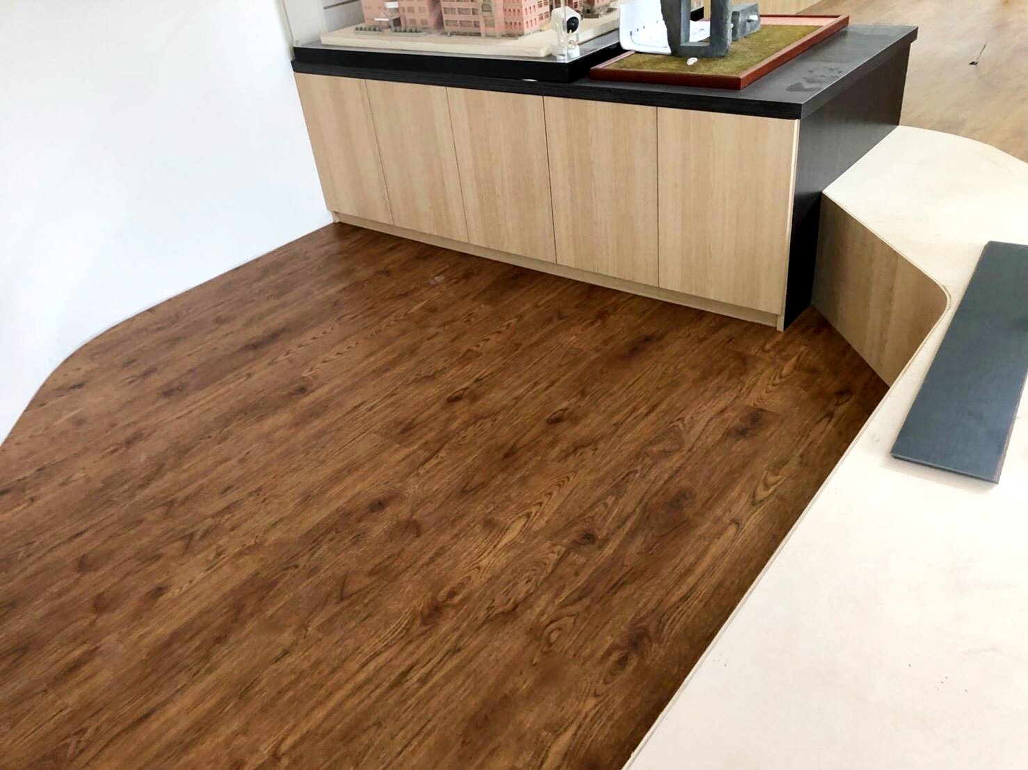 武陵高中~塑膠地磚