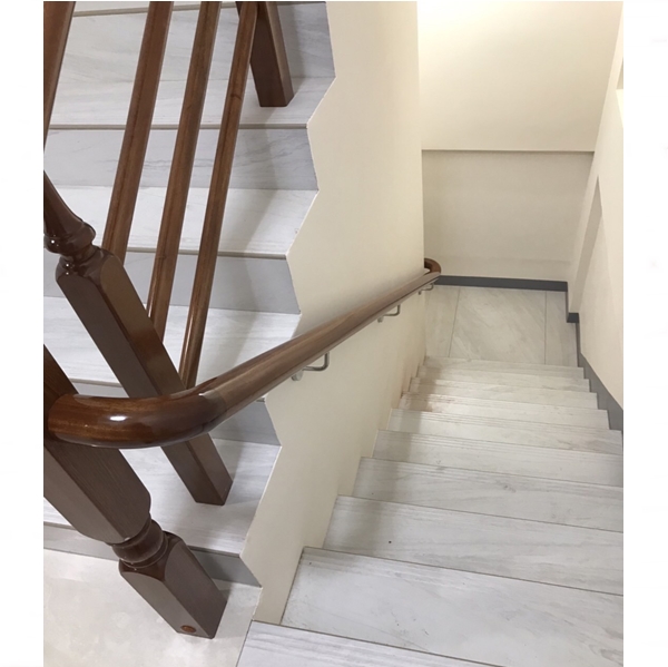 原木樓梯扶手-千田櫸木樓梯扶手行