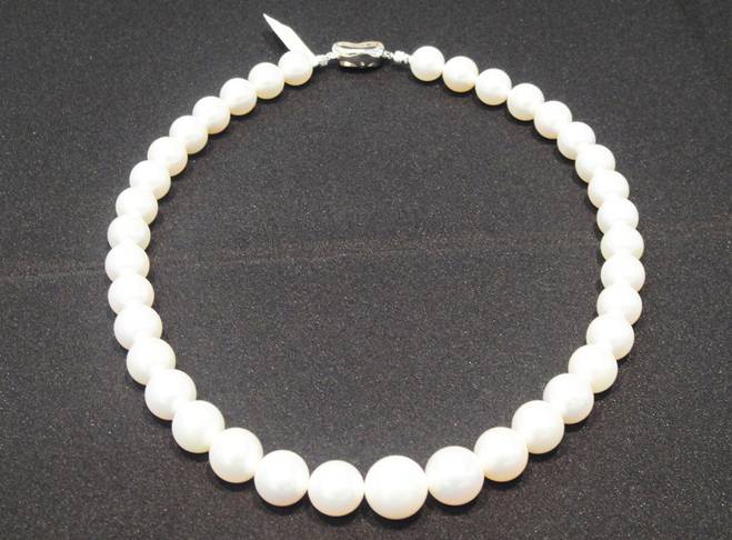 白色南洋珍珠項鍊