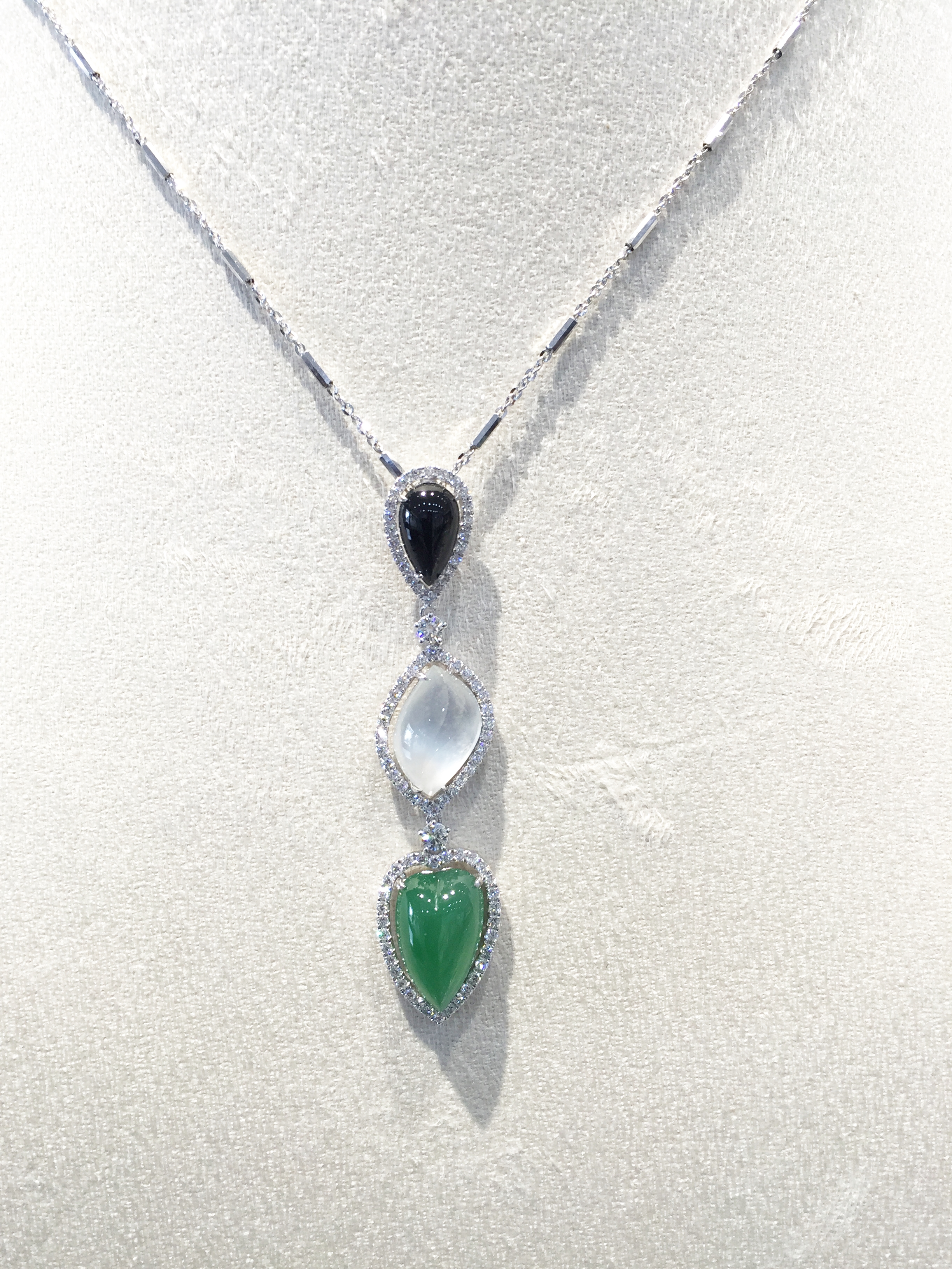 三色玉珠寶項鍊