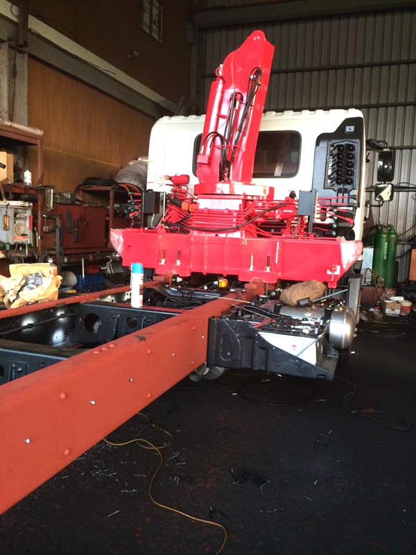 力昌油壓機械11