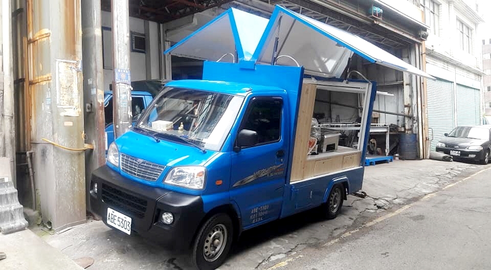 鷗翼式車廂~~行動餐車改裝