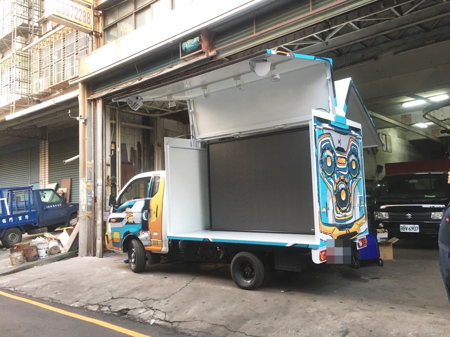 鷗翼車廂~行動餐車改裝