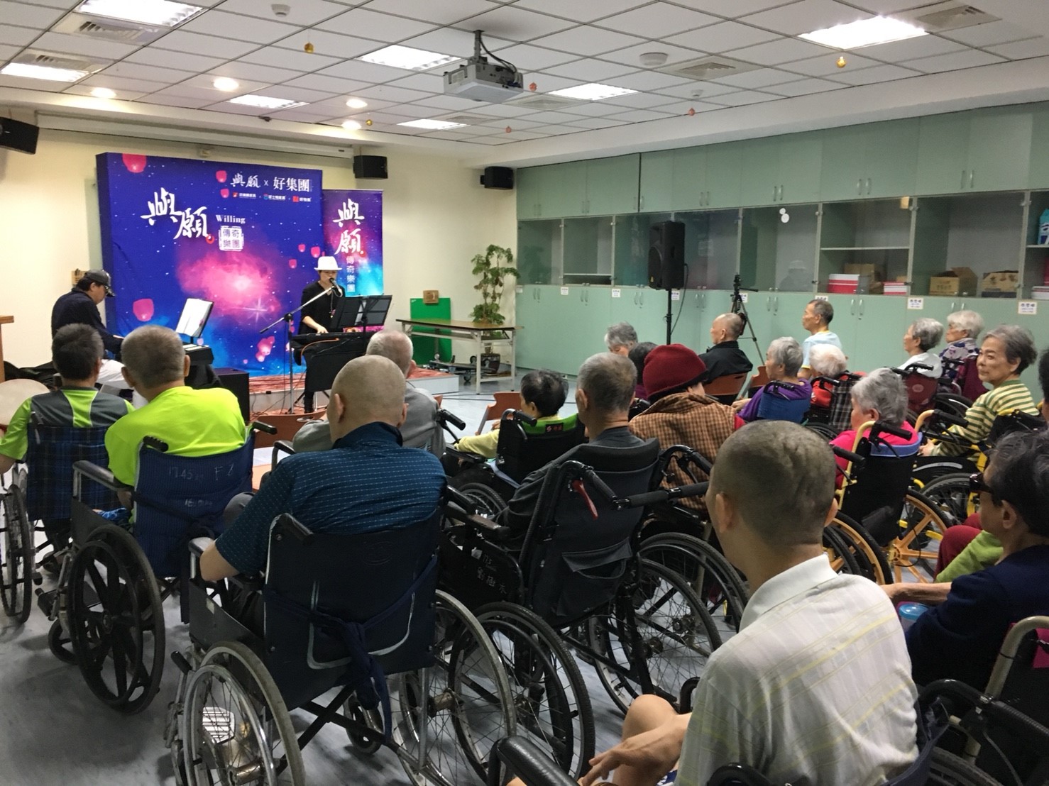 20180404_180405_0012