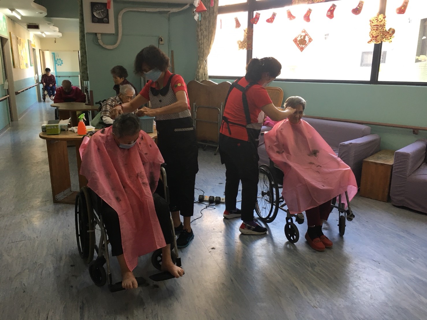 20180410_180410_0012