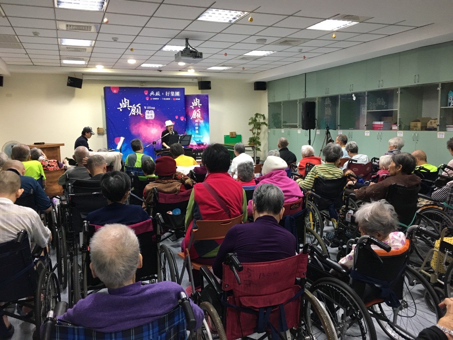 20180404_180405_0046