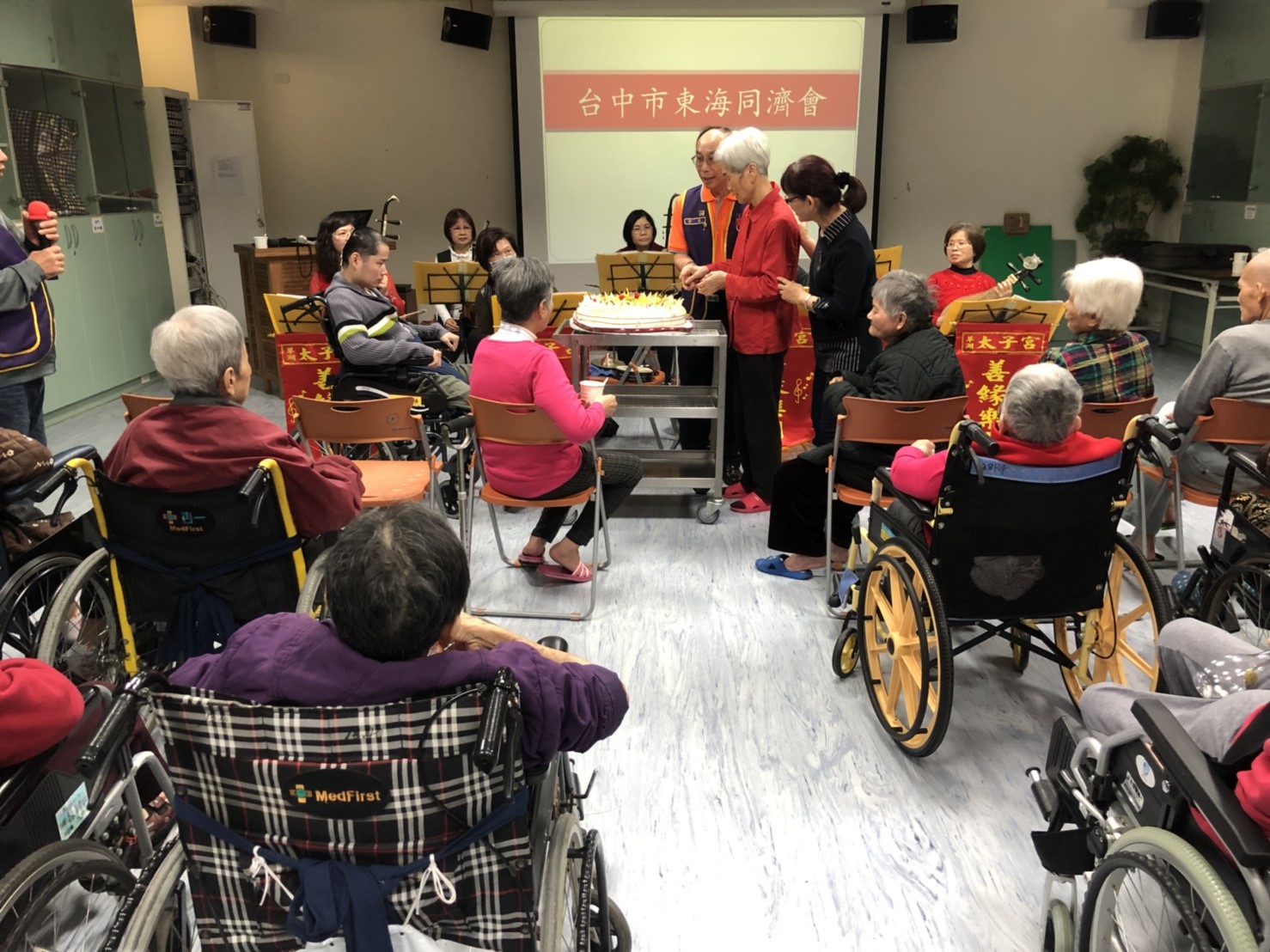 20180227_180227_0008