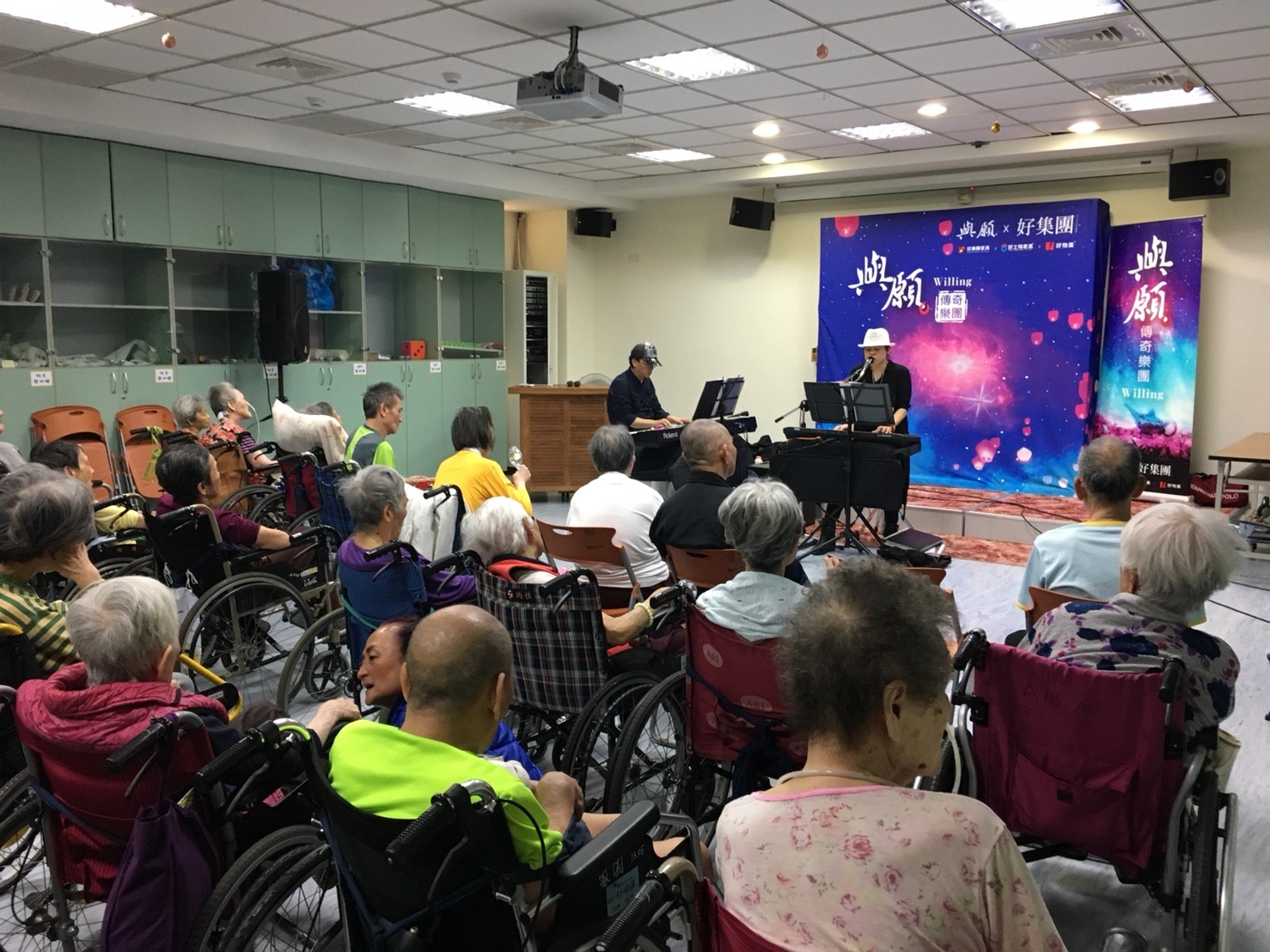 20180404_180405_0044