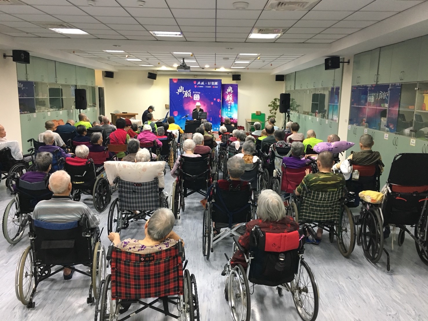 20180404_180405_0038