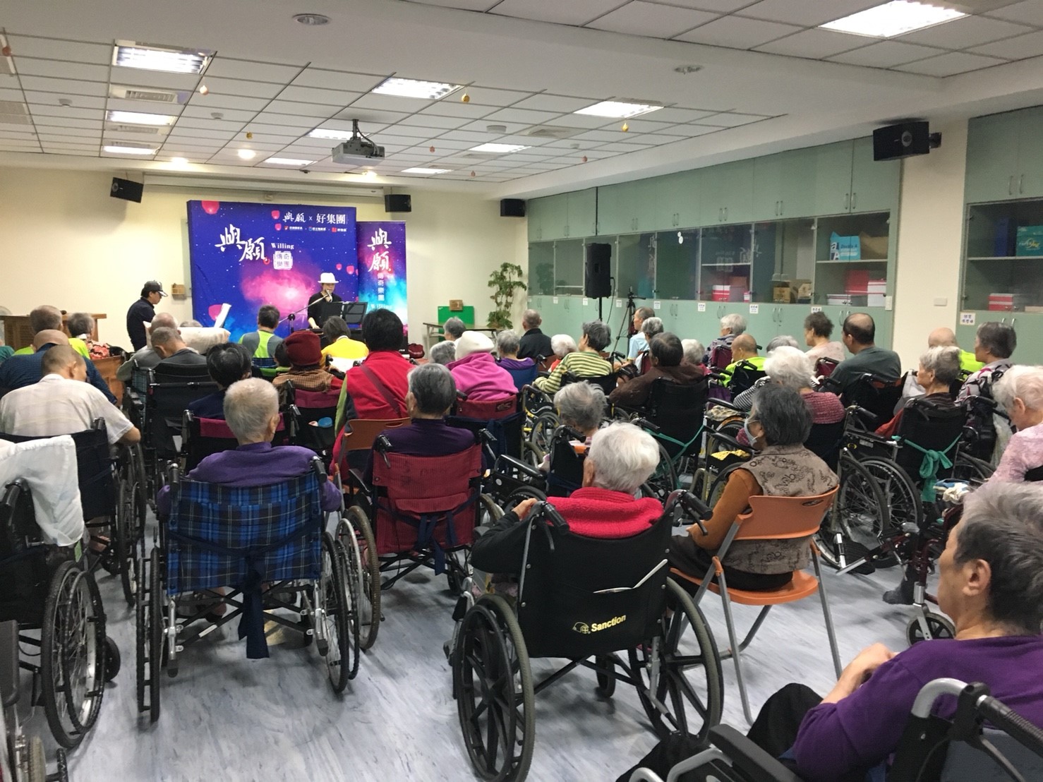 20180404_180405_0041