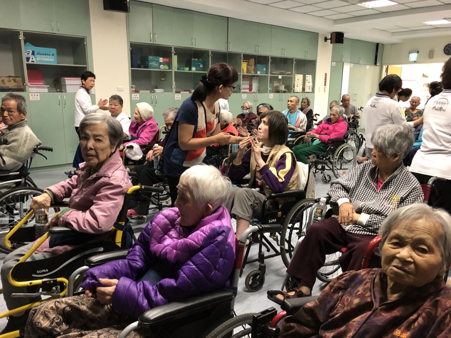 20180408_180408_0012