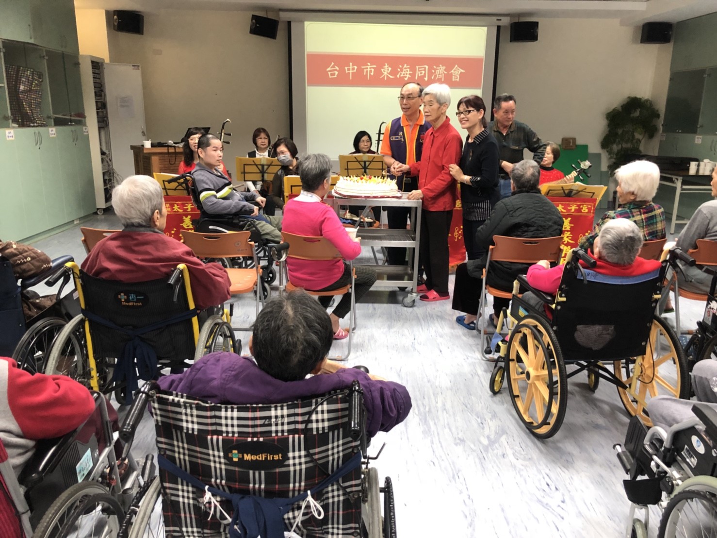 20180227_180227_0010