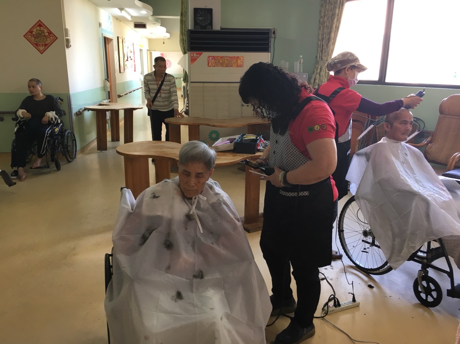 20180410_180410_0028