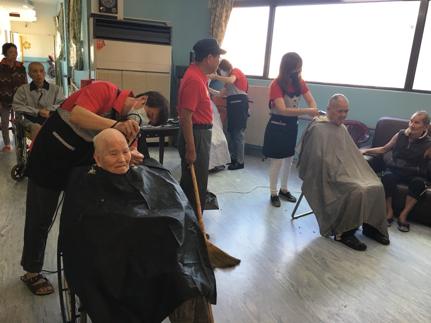 20180410_180410_0026