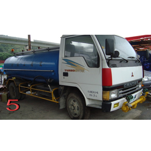 下雨造景,道路清洗