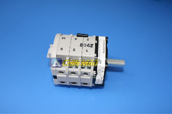 義大利拆胎機正反轉開關-1