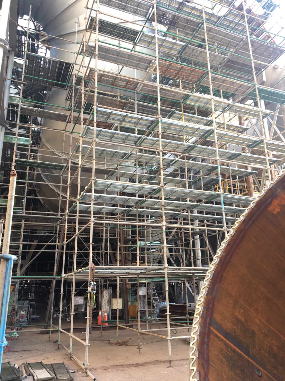 中龍電爐集塵煙道更換搭架