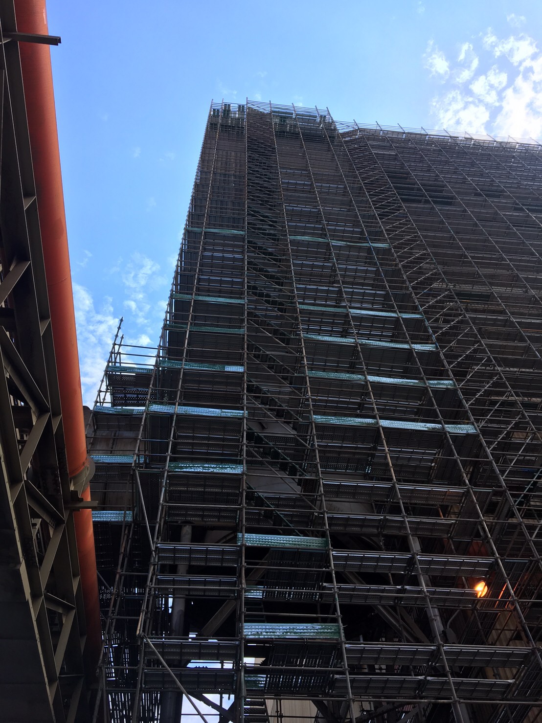 中龍電爐集塵煙道更換搭架