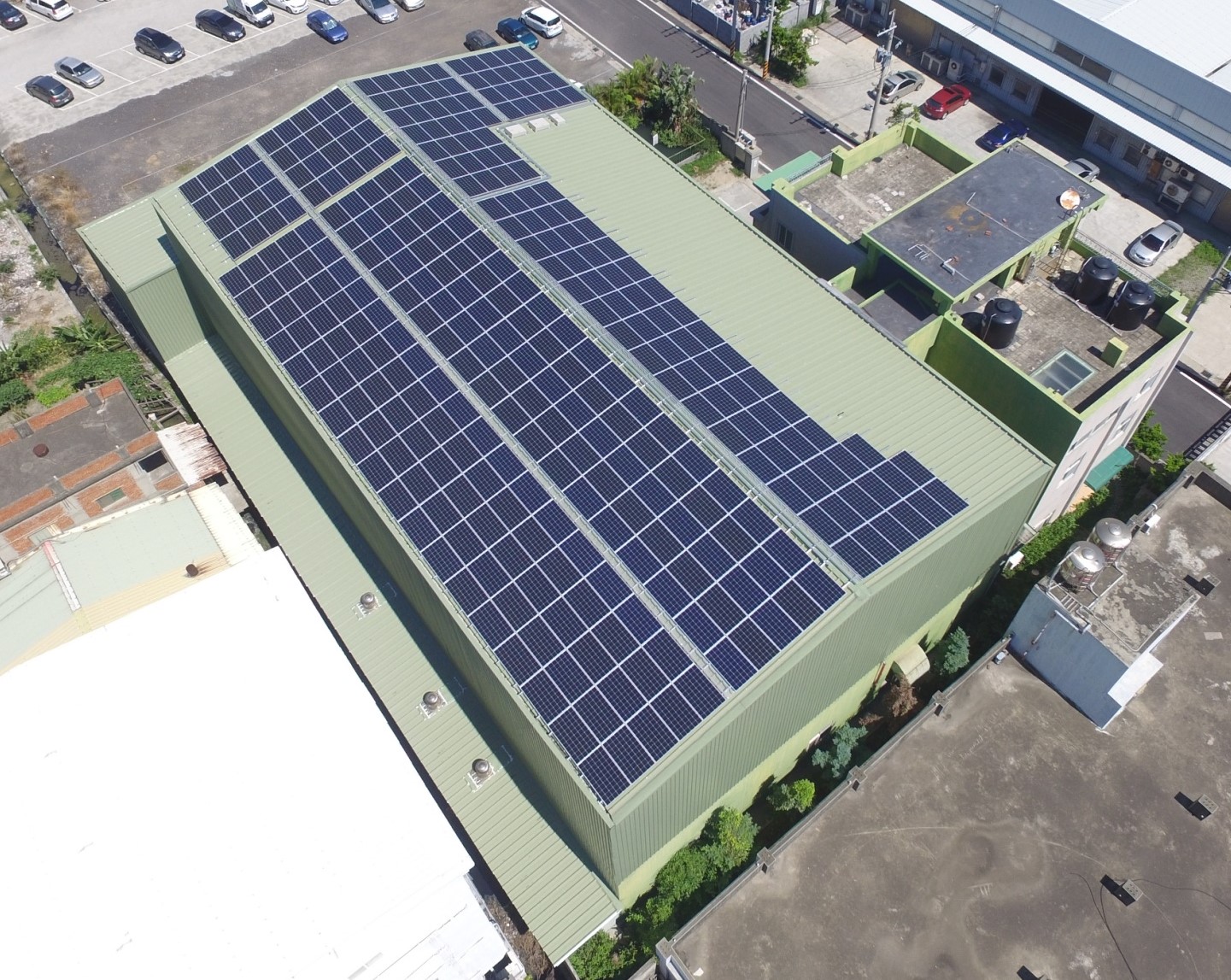 彰化線西鐵皮屋廠房投資太陽能電廠