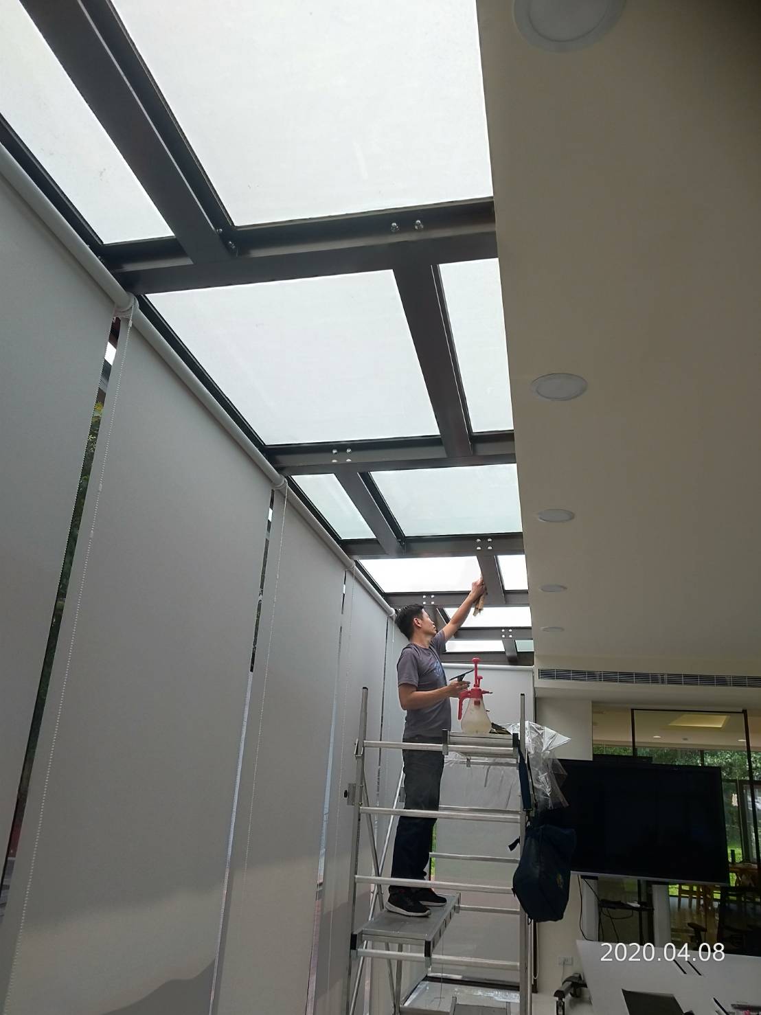 透光50%隔紅線95%紫外線99.9%